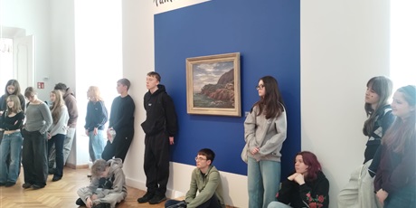 Powiększ grafikę: Klasa 1B w Pałacu Opatów