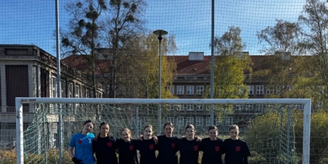 Powiększ grafikę: Reprezentacja piłkarska dziewcząt II LO