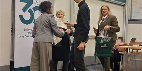 Laureat Etapu Okręgowego Olimpiady Wiedzy Ekologicznej.