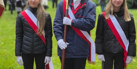 Pamiętamy. Uroczystość przy Płycie Pomordowanych Nauczycieli.