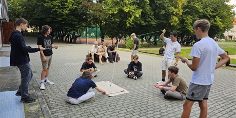 Powiększ grafikę: Uczniowie klas 4 podczas zajęć z Doradztwa Zawodowego