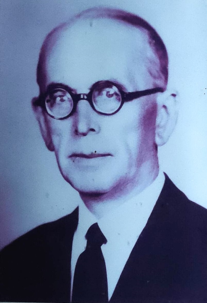 Zygmunt Stolarski dyrektor szkoły 1953-1954